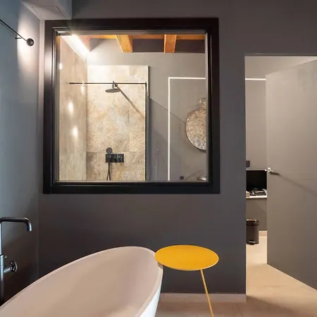 Borgoluna Luxury House