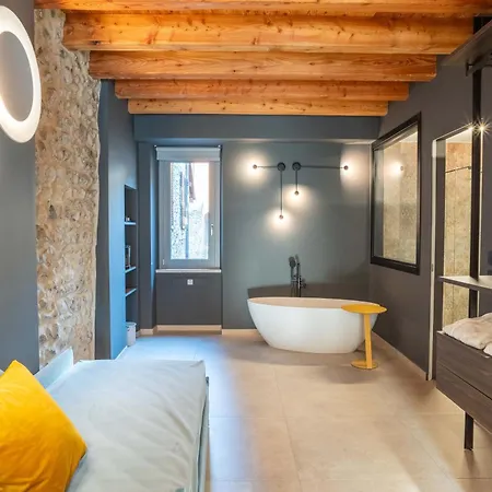 Borgoluna Luxury House 4* סן פליס דל בנאקו