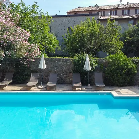 Borgoluna Luxury House Vendégház 4*